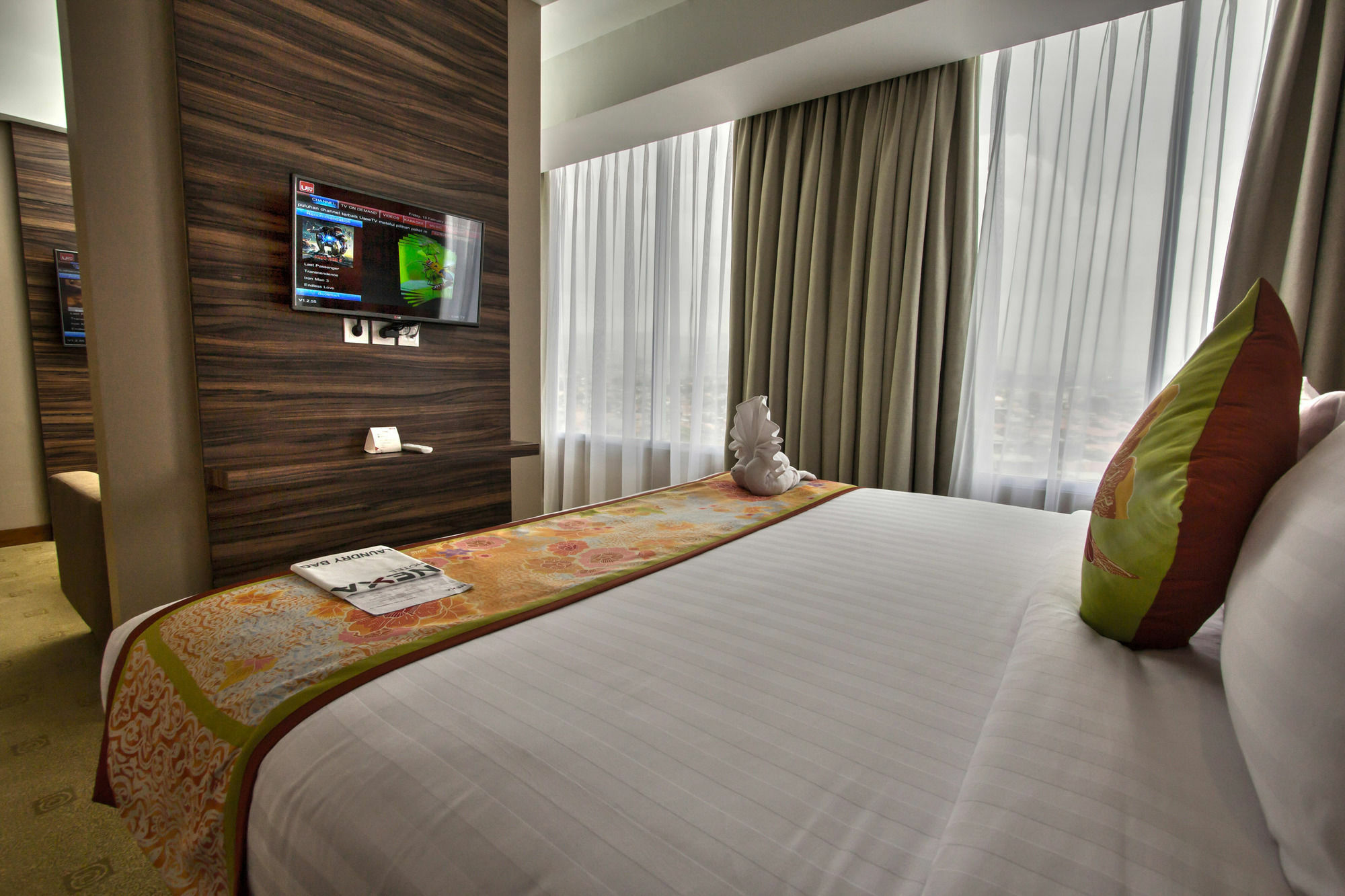 Mercure Bandung Nexa Supratman Exterior photo